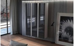 Επιτοίχια σύνθεση ντουλαπιών KWADRO K160 λευκό, μαύρο Επιτοίχια σύνθεση ντουλαπιών KWADRO K160 λευκό, μαύρο
